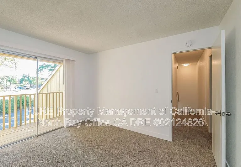 9631 Old Redwood Hwy — Photo 12