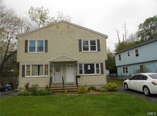 130 Priscilla St, Bridgeport, CT 06610