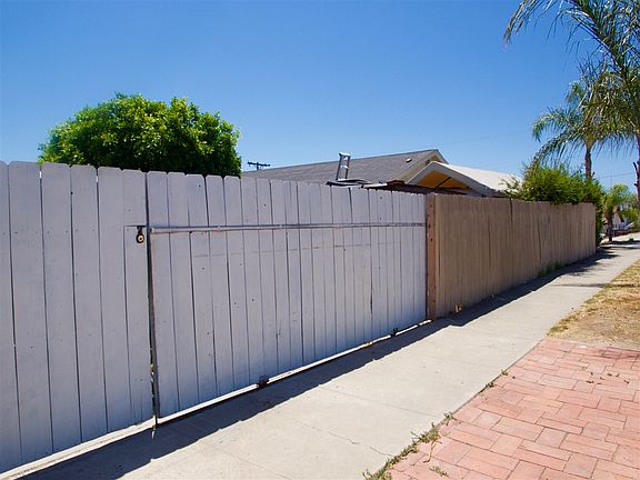 3rd image of 3002 Linda Dr