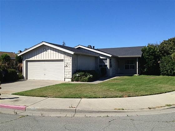 1st image of 450 Vivienne Dr