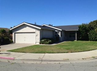 450 Vivienne Dr, Watsonville, CA 95076