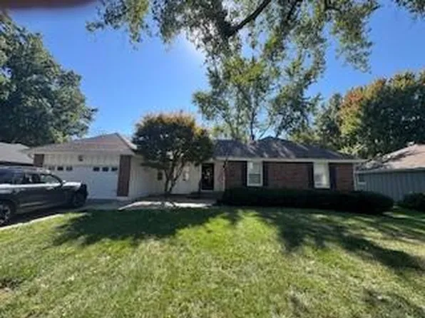 807 NE Columbus St, Lees Summit, MO 64063