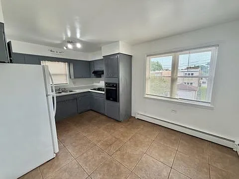 2531 Burr Oak Ave — Photo 3