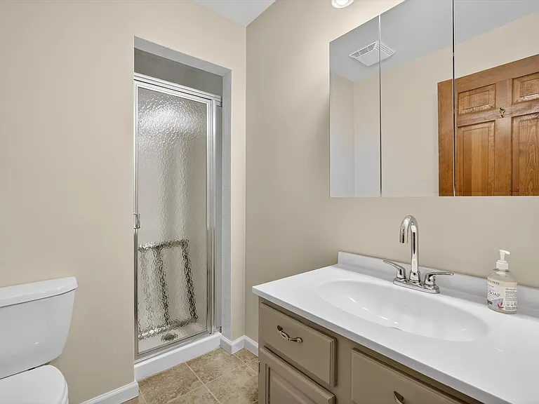 92 Brook Hollow Dr — Photo 26