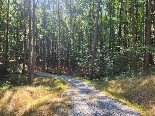 7688 E Cherokee Dr #3B, Canton, GA 30115