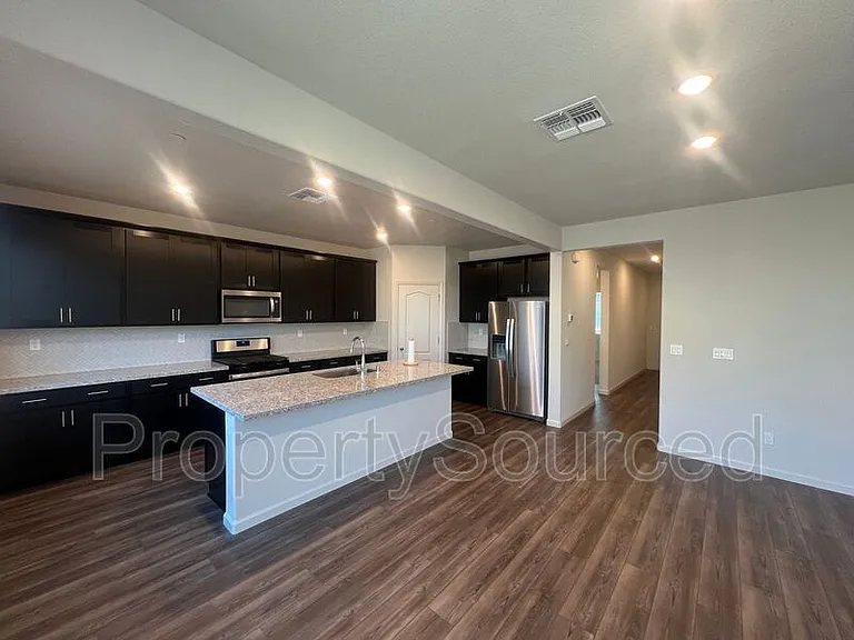 2957 Mokelumne Ct — Photo 4