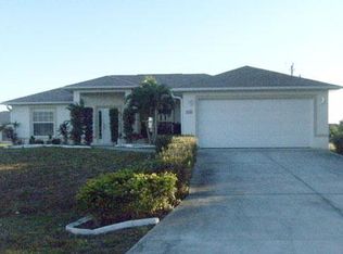 340 NE 26th Ter, Cape Coral, FL 33909