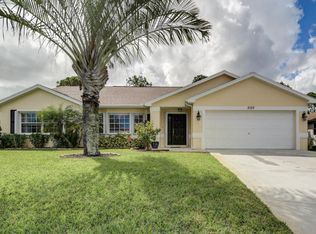 2122 SW Leafy Rd, Port Saint Lucie, FL 34953