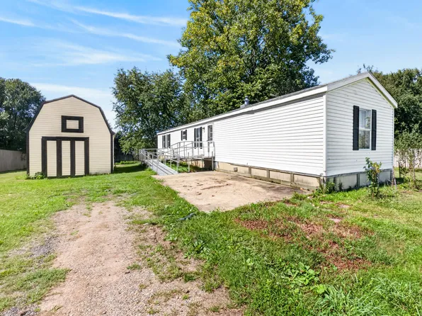1717 Nine Mile Rd, Union City, MI 49094