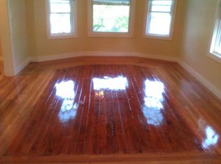 42 Sycamore St, Springfield, MA 01109