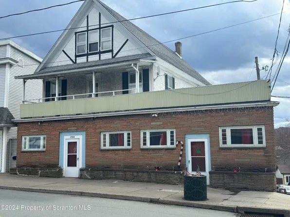 1300 Main St, Dickson City, PA 18519