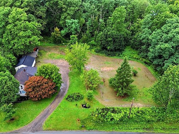 3rd image of 10573 North Rd