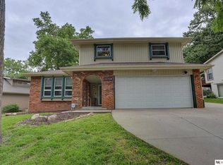 12710 Forestdale Dr, Bellevue, NE 68123