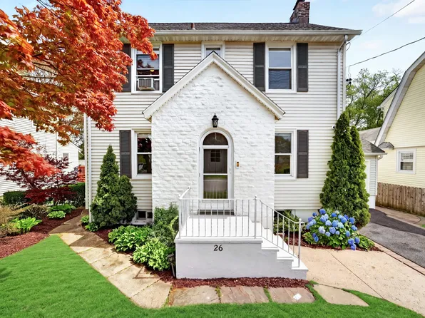 26 Montross St, White Plains, NY 10603