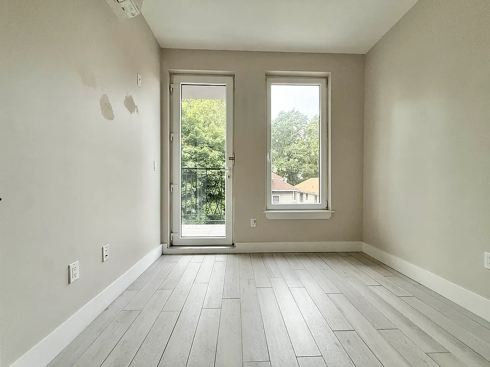 1536 Brooklyn Ave #3B