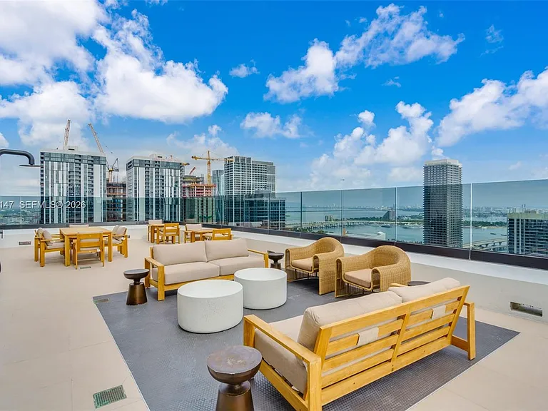 225 N Miami Ave #1107 — Photo 38