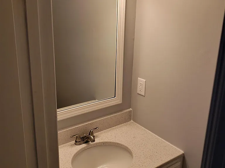 2193 Jarrow Dr — Photo 13