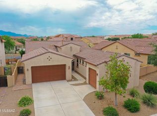 661 W Camino Curvitas, Sahuarita, AZ 85629