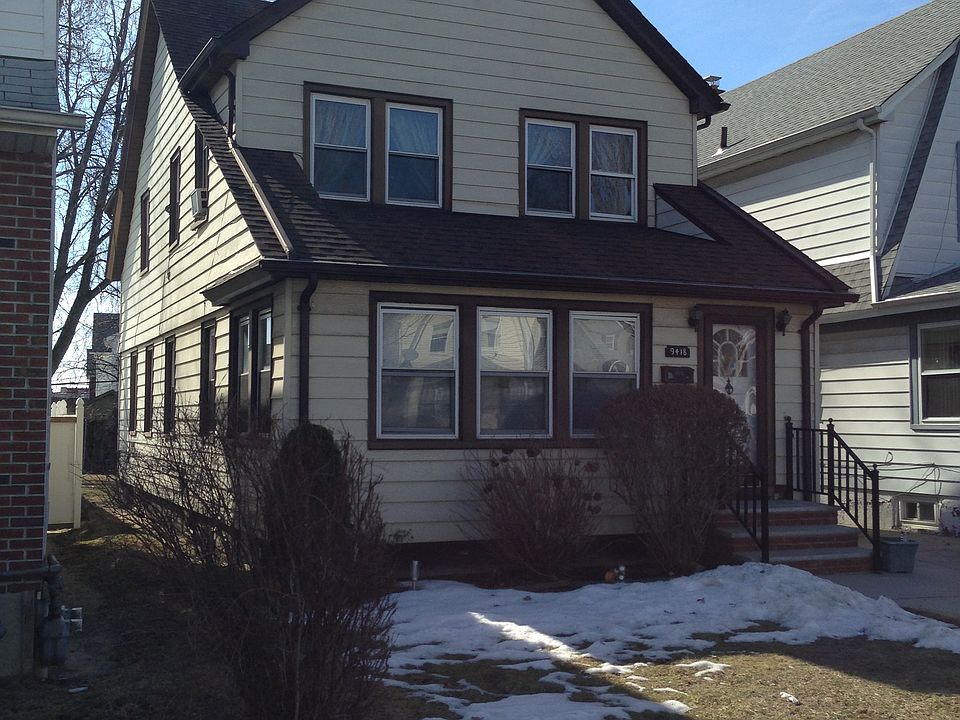 2nd image of 9418 Vanderveer St