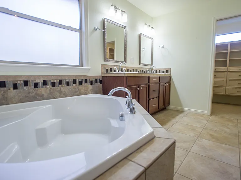 5843 N Morpheus Way — Photo 15