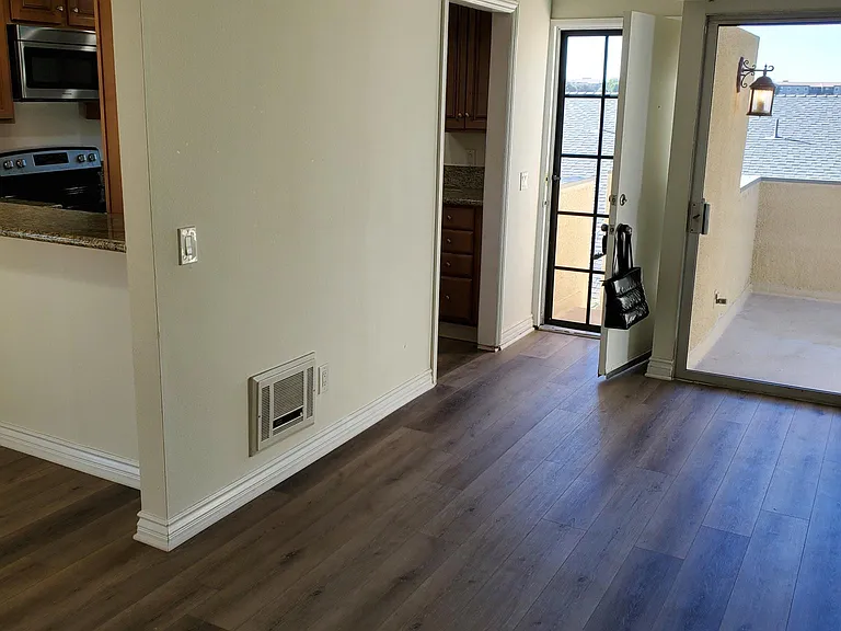 725 Domingo Dr — Photo 10