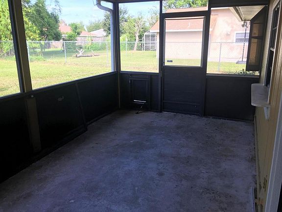 4th image of 763 Leonardo Ct