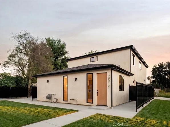 17852 Saticoy St, Reseda, CA 91335