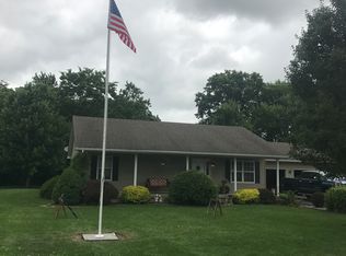 601 E Seminary St, Bunker Hill, IL 62014