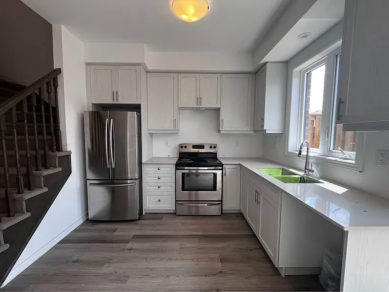 461 Blackburn Dr #39 — Photo 12