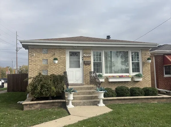 2955 Beulah Ave, River Grove, IL 60171