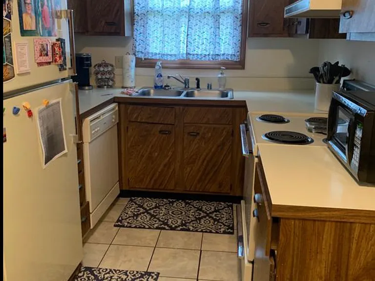 1714 Bluegrass Ct #3 — Photo 5