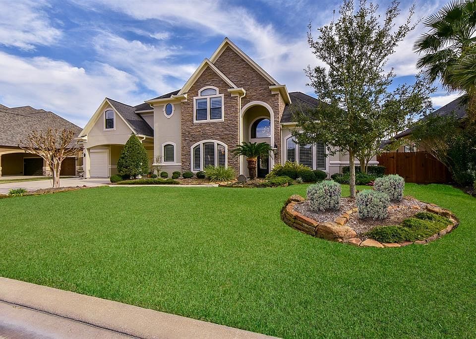 1st image of 15807 Frio Springs Ln