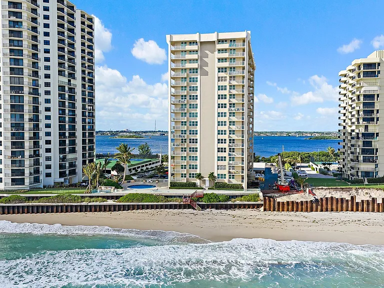 5440 N Ocean Dr #907 — Photo 74