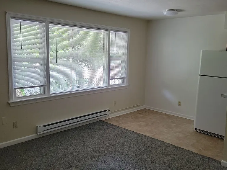 Kingston Landing Apartments — Photo 5