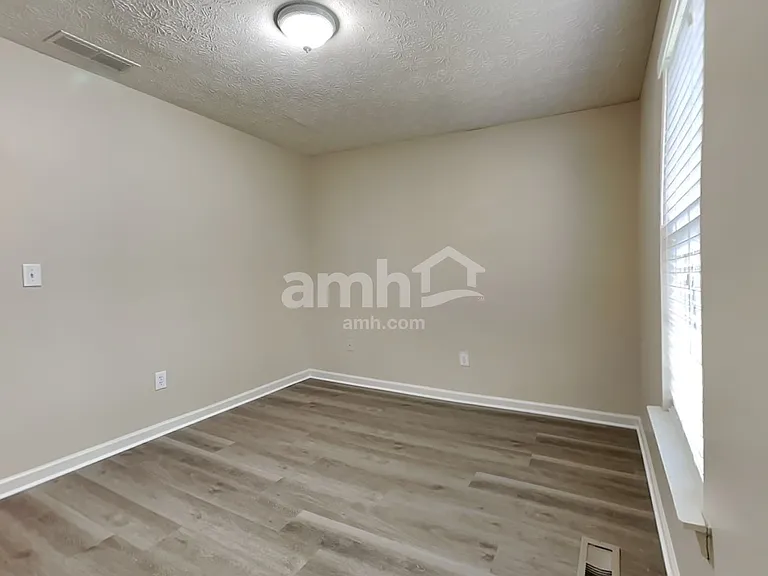 5410 Lakebrooke Run — Photo 15