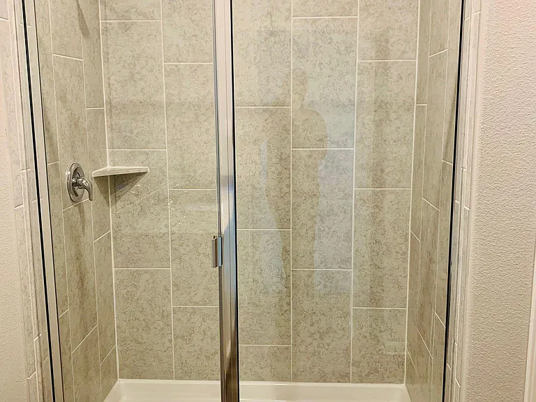 116 Emma Dr — Photo 5