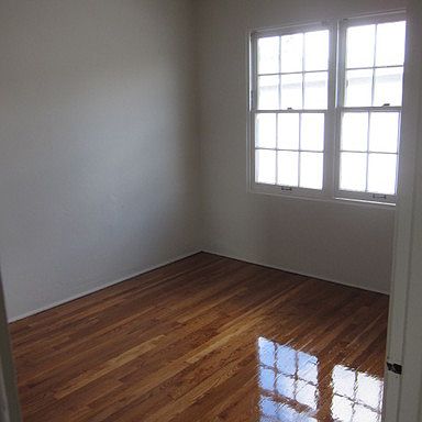 4th image of 4111 Lamont St
