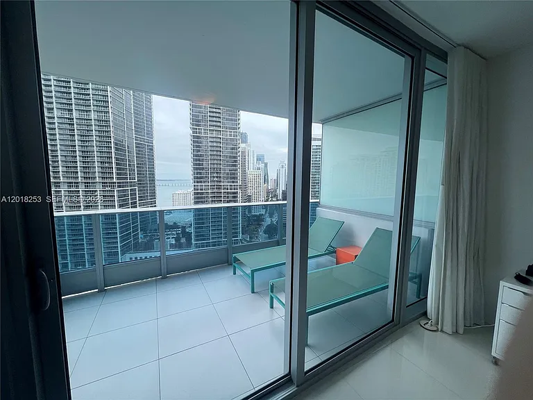 200 Biscayne Boulevard Way #3106 — Photo 5