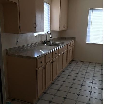 2nd image of 11057 Oro Vista Ave