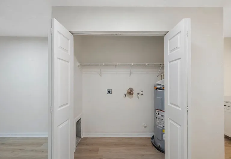 966 22nd Ave S #101 — Photo 12