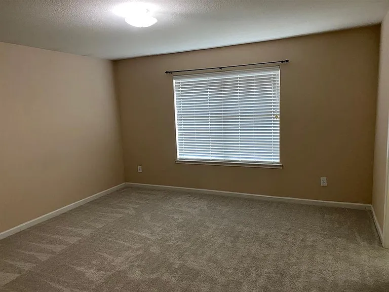 9908 Laurel Cherry Dr — Photo 9