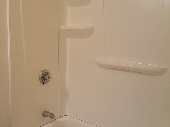 5th image of 130 Cattail Ln