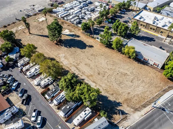 1417 W Redlands Blvd #19, Redlands, CA 92373