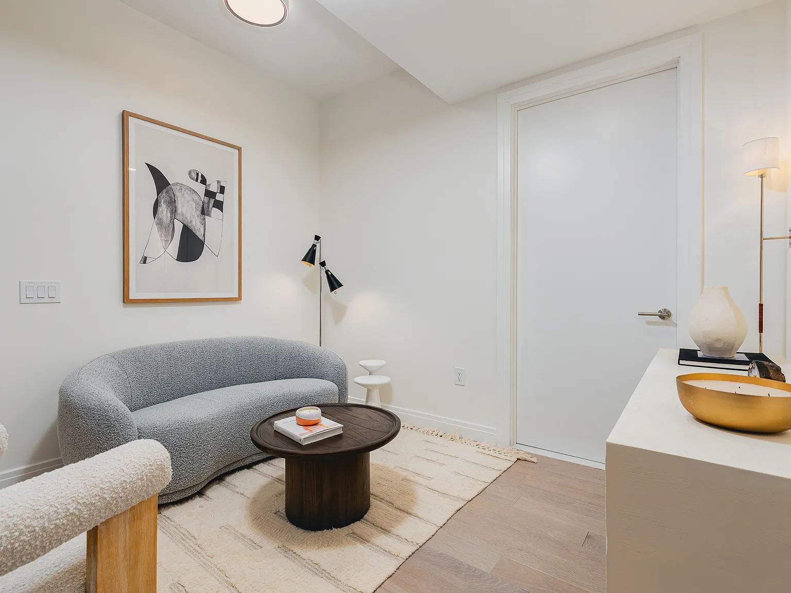 255 Lorimer Street — Photo 4