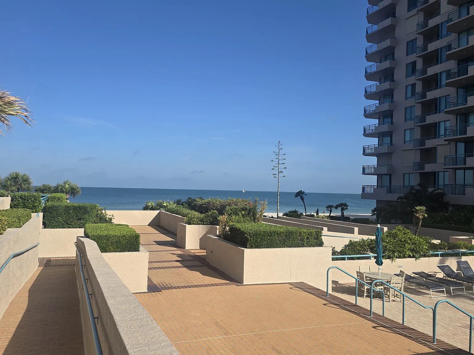 Gulf Blvd, Indian Rocks Beach — Photo 2