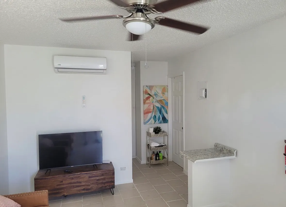 1 bed, 1000 sqft, $1,000 — Photo 1