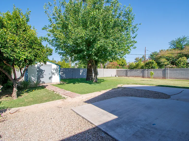 1415 S Oakley Pl — Photo 31