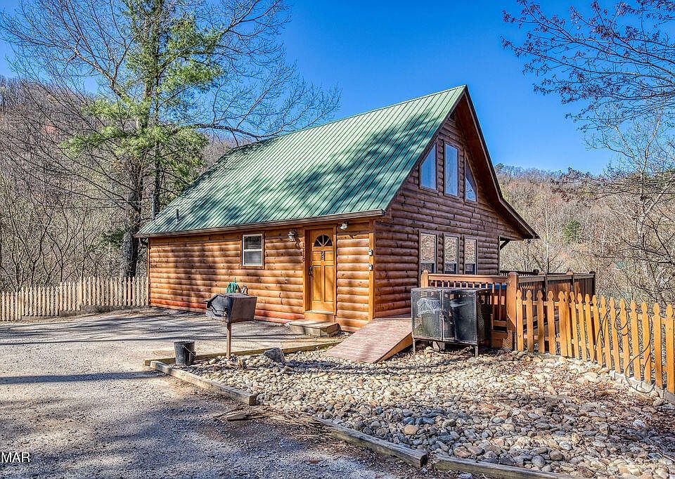 1st image of 2810 Teaberry Hill Way