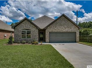 5405 Moores Bridge Cir, Northport, AL 35473