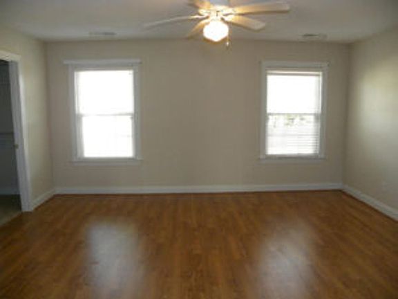 4th image of 9112 Woodcreek Ct